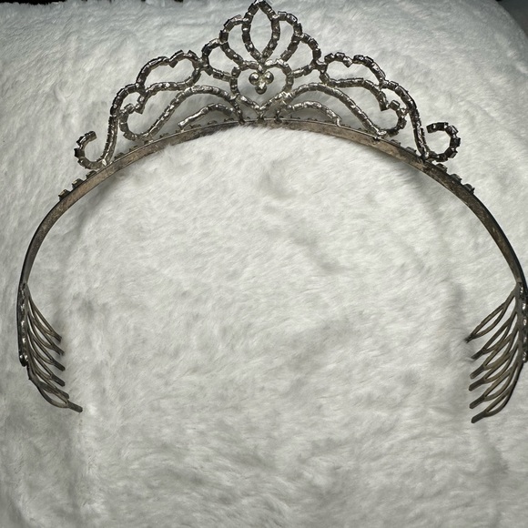 👑Vintage Tiara - Picture 7 of 10